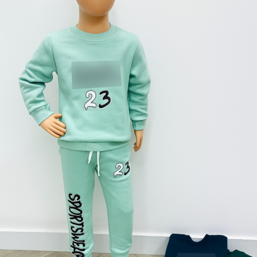 Mannequin avec tenue de sport 23